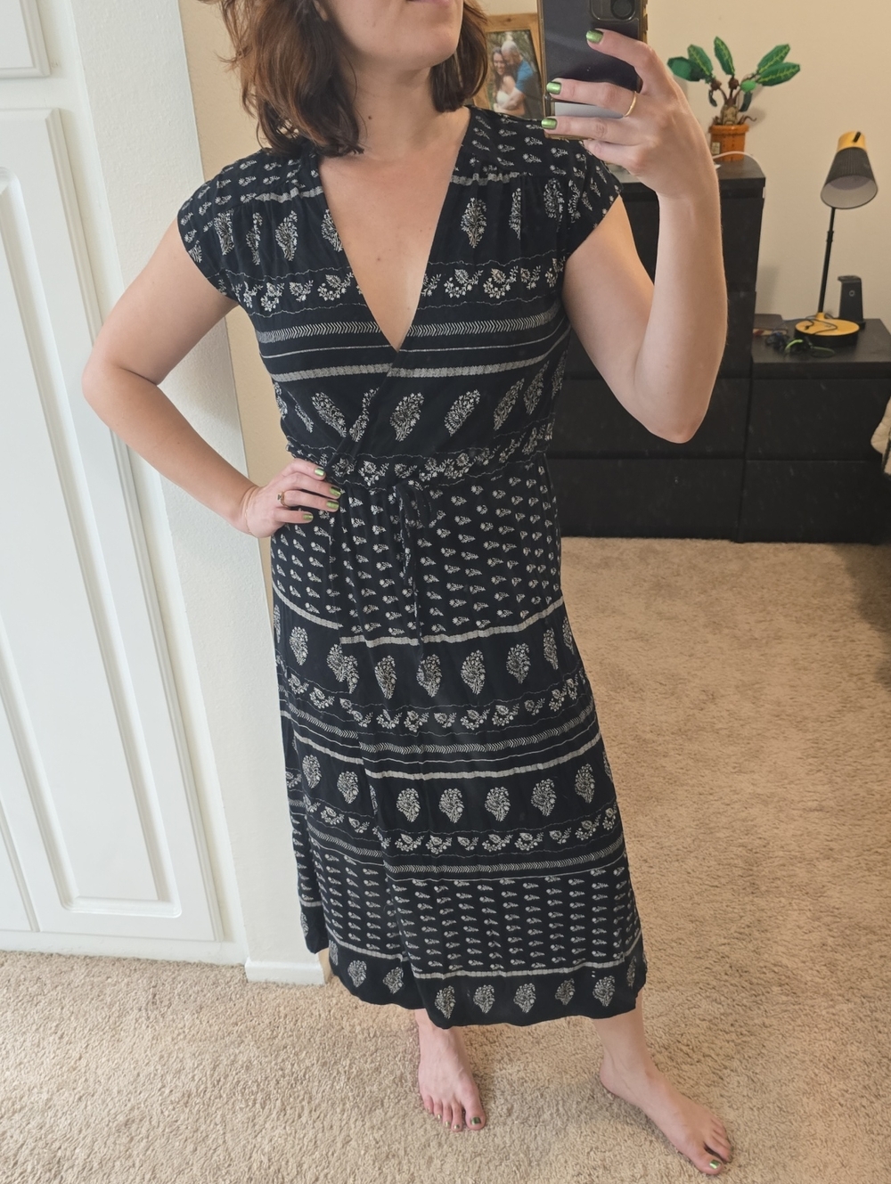 Black Patterned V-Neck Midi Dress